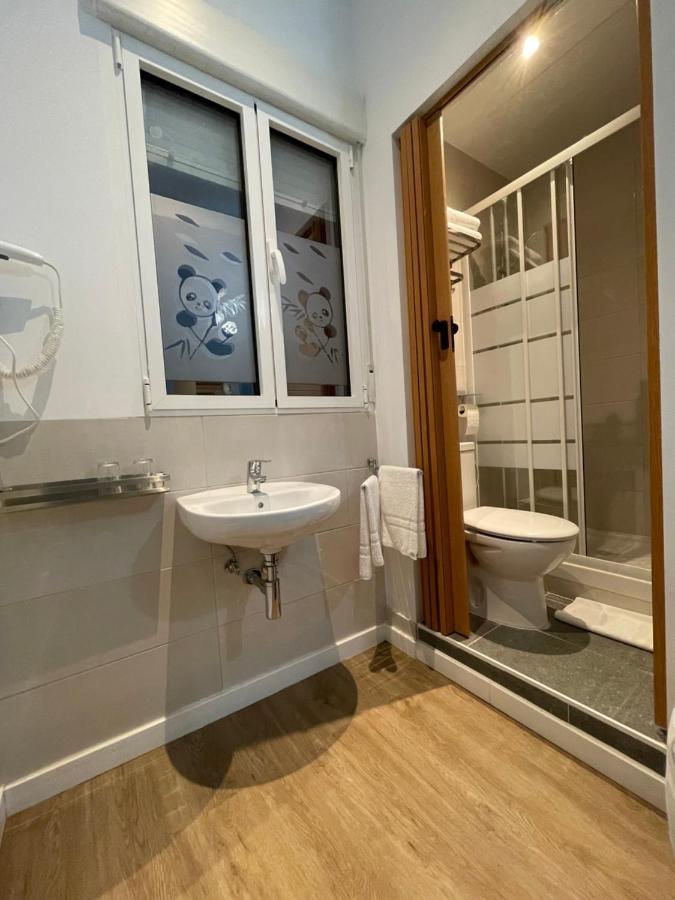 Pension Bertolin Barcelone Extérieur photo